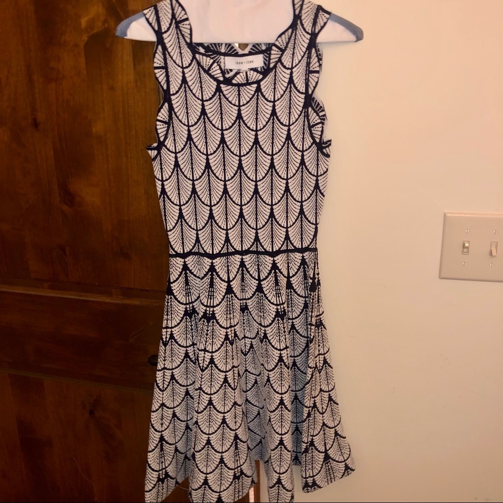 John + Jenn scalloped dress NWT